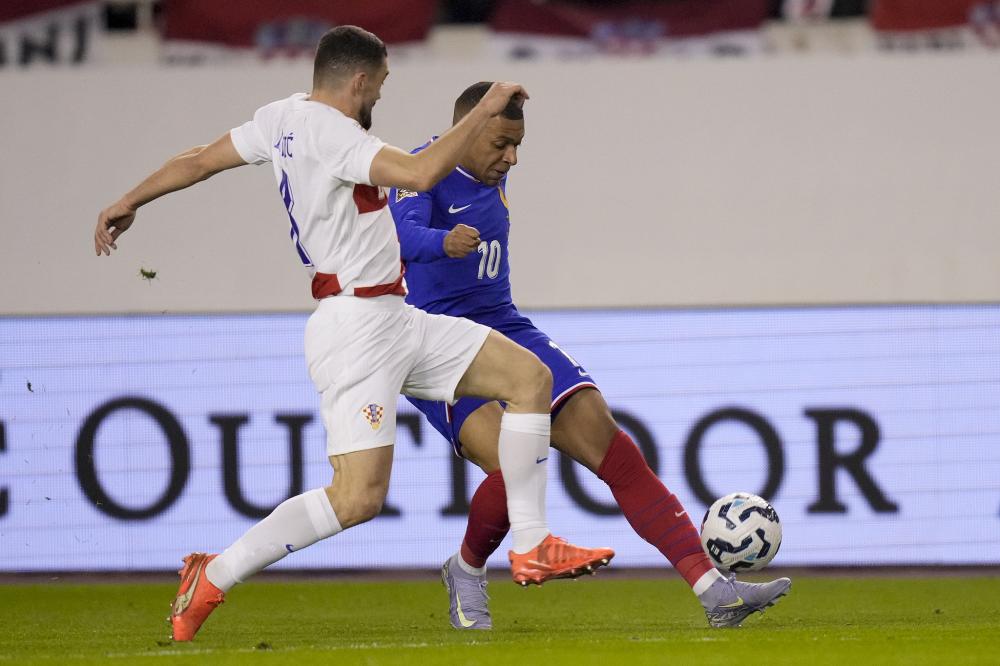 尤其是他的 尤其是他的